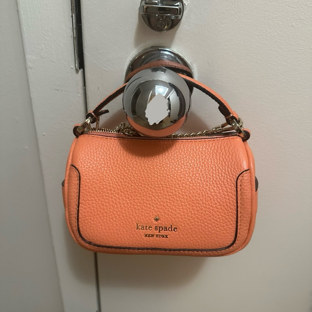 Kate Spade Micro Smoosh Pebbled Leather Crossbody – Melon Ball / Coral